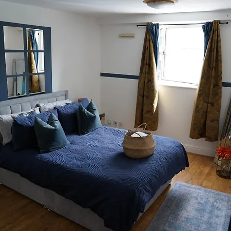 Cozy 1 Bed Flat, Bham Centre, Free Parking Sleeps 2 Apartment