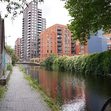 Cozy 1 Bed Flat, Bham Centre, Free Parking Sleeps 2 Apartment